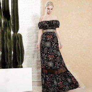 Alice + Olivia Off-the-Shoulder Floral Maxi Dress Black/Multi | Size 8